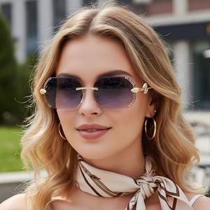 Nouvelles lunettes de soleil tendance 2026 <span class=keywords><strong>Google</strong></span> Explosions, monture sans cadre tête de serpent, branches miroir, coupe irrégulière, style avant-gardiste et sophistiqué - Product Image 4