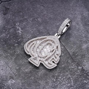 Ciondolo <span class=keywords><strong>Asso</strong></span> di Picche in Stile Hip Hop, Gioiello Completamente Tempestato di Moissanite, Placcato in <span class=keywords><strong>Oro</strong></span> Bianco 18K, Charm da Poker - Product Image 4