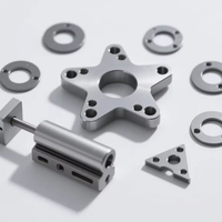 Usinage CNC de précision sur mesure, très demandé, pour diverses pièces métalliques de taille standard, comme le bronze et l'acier inoxydable