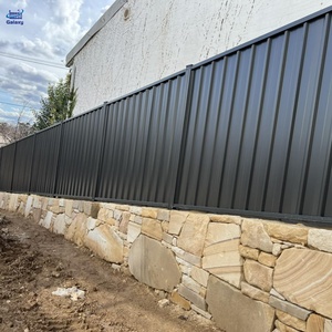 Paneles de esgrima Colorbond de perfil Trimline de Monumento de 2,1 m de altura con durmientes, Todos los kits instalados en <span class=keywords><strong>Stonewall</strong></span> - Product Image 5