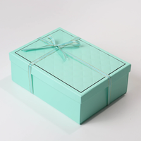 Boîte d'emballage cadeau personnalisable avec lamination mate, doublure en éponge et ruban pour ensembles cosmétiques - Conception pliable recyclable
