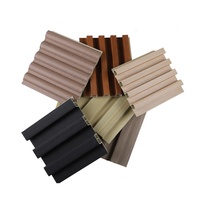 Vente en gros d'usine Panneau mural étanche en WPC avec absorption acoustique et anti-bruit Panneaux design en bois personnalisables