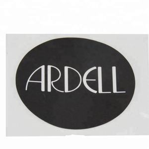 Étiquette adhésive ronde noire pour bouteille avec impression personnalisée brillante du logo - Product Image 5