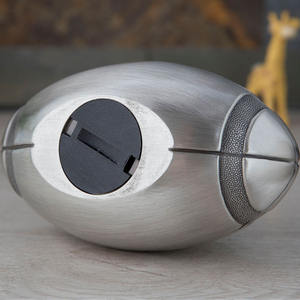 家の装飾のための金属アメリカンフットボールの貯金箱 - Product Image 6
