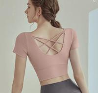 Tops de sport pour femmes 2025, dos croisé, col rond, manches courtes, crop tops de yoga, vêtements de sport pour la salle de sport, entraînement, dos nu, coupe ajustée