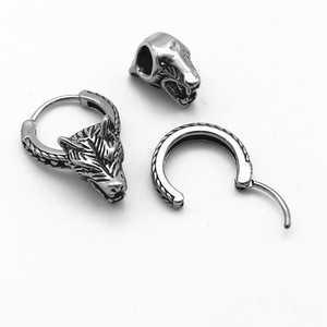 Yunnique Boucles d'oreilles créoles tête de loup en argent tibétain et acier titane, unisexe, motif animal, style rétro européen et américain - Product Image 3