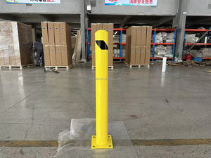 Borne de sécurité réfléchissante de qualité ingénierie certifiée CE, en acier jaune, de 36 pouces de hauteur x 4,5 pouces de diamètre, de la marque TL, pour les voies routières et les parkings - Product Image 5