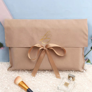 Pochette de luxe haut de gamme en velours pour vêtements, chaussures, accessoires capillaires et chapeaux, avec logo personnalisé, sac anti-poussière recyclable pour emballage cadeau - Product Image 3