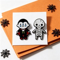 Lot de 2 broches émaillées Halloween : vampire et squelette, en alliage de zinc, épingles de revers de dessin animé pour vêtements, sacs à dos, bijoux de fête, cadeau