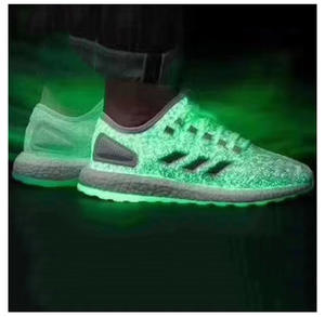 Fils supérieurs Nitelite Glow in the Dark Polyester 40 Wt <span class=keywords><strong>Fil</strong></span> à coudre Bobine <span class=keywords><strong>de</strong></span> 80 verges (vert) - Product Image 6