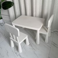 Ensemble table et chaises en plastique de haute qualité, écologique et moderne pour enfants, pour l'école, la chambre, l'hôtel et le parc