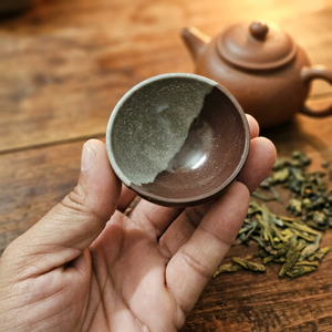 Nouvelle série de bols sculptés à la main, petits (50-60 mm), en pierre de Narmada, jade poli, écologiques, mini, pratiques, en gros, provenant d'Inde. - Product Image 3