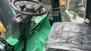 Montacargas Diésel Mitsubishi FD150/FD160 Usado de 15 Toneladas, Origen Japón, Tracción en las Cuatro Ruedas, Neumáticos Sólidos para Terreno Accidentado, Buen Estado, Precio Bajo - Product Image 5