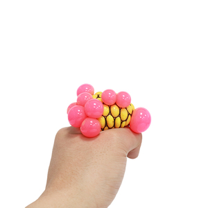Balles de jouet <span class=keywords><strong>anti</strong></span>-<span class=keywords><strong>Stress</strong></span> Offre Spéciale Squeeze <span class=keywords><strong>Balle</strong></span> de ventilation Changement de couleur Farine Décompression <span class=keywords><strong>Fruit</strong></span> Boule de raisin - Product Image 3