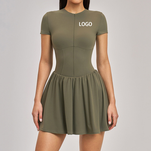 Robe de tennis pour femme avec logo personnalisé, plissée, sans manches, avec short intégré, robe de golf athlétique avec poches, ensembles de vêtements - Product Image 1