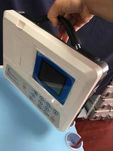 Máquina de <span class=keywords><strong>ECG</strong></span> veterinaria de signos vitales de 12 cables <span class=keywords><strong>ECG</strong></span> portátil de 3 canales - Product Image 2