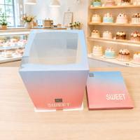 Boîte à gâteau dégradée en gros en stock avec fenêtre transparente – Emballage cadeau de luxe pour pâtisserie, conteneur à gâteau à 3 étages