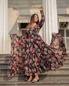 Trajes Modernos de 3 Piezas de Algodón, Lino y Georgette de Diseño Indio-Pakistaní Disponibles a Precio de Mayoreo. - Product Image 5