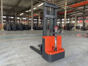 WELIFTRICH Chariot élévateur électrique à prix avantageux, capacité 1500 kg (1,5 tonne), chariot élévateur à batterie, transpalette électrique, hauteur de levage 3 m - Product Image 3