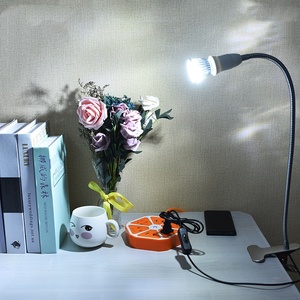 Douille de lampe de bureau flexible en aluminium E27 avec base à vis large, adaptateur à clipser et col extensible - Product Image 2