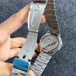 Reloj de Lujo para Mujer, de Acero Inoxidable, con Diamantes, Cristal de Cuarzo, Resistente al Agua, Diseño Moderno - Product Image 3