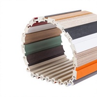 Panneaux de grille rotatifs en PVC, motif grain de bois moderne, forme arquée, cylindrique, semi-circulaire, gaufré, vente en gros fabricant
