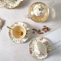 Service à thé en verre et céramique avec bougie chauffe-plat, théière chauffante avec filtre, une théière avec quatre tasses, pour le thé anglais de l'après-midi