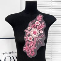 Patch en dentelle de tulle brodé à la main avec perles et sequins en polyester pour accessoires de robe de mariée - Vente en gros