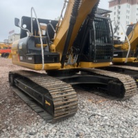 Expédition mondiale - Excavatrice sur chenilles Caterpillar CAT 323D de 23 tonnes d'occasion avec unité de train de roulement d'origine