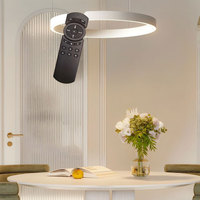Lustre moderne en forme de C doré, construction en acier inoxydable, éclairage LED, hauteur réglable, télécommande, utilisation en chambre à coucher