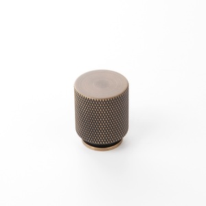 Poignée <span class=keywords><strong>de</strong></span> <span class=keywords><strong>meuble</strong></span> en laiton massif plaqué laiton antique Home Hardware Boutons <span class=keywords><strong>de</strong></span> moletage Grandes poignées <span class=keywords><strong>de</strong></span> porte - Product Image 5