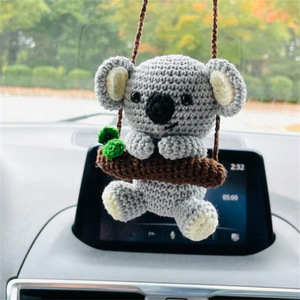 Pendentif de voiture en crochet secret en forme de canard blanc avec chapeau pour décoration intérieure - Product Image 4