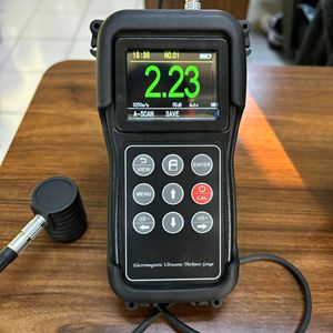 Medidor de Espesor Ultrasónico Portátil EMAT TG-14 de 1.0~240 mm con Sonda Separada - Product Image 2