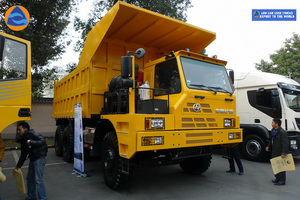 Camion benne minier Weichai 6x4 haute efficacité 280 kW, diesel, transmission automatique, 65 tonnes de charge utile, propulsion arrière - Product Image 2