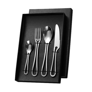 Set di posate Homefelt H-0235 in acciaio inossidabile di lusso moderno con manico cavo, ideale per regali aziendali, campeggio e uso domestico - Product Image 6