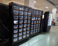 Les distributeurs automatiques Focusvend peuvent vendre une variété de produits dans n'importe quelle combinaison et prennent en charge les paiements en espèces et par carte bancaire.