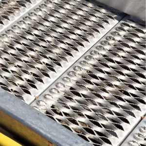 Thép bền Grating cầu thang treads với nhúng nóng bề mặt mạ kẽm chống Tread & chống ăn mòn cho cầu thang và risers - Product Image 2