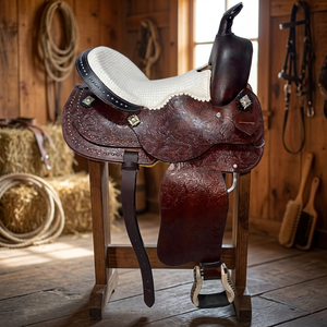 Silla de Montar Inglesa Personalizada de Cuero Genuino, Resistente al Agua, Sostenible, para las 4 Estaciones, Marca Wood BS International - Product Image 1