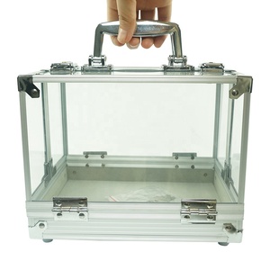 Juego de <span class=keywords><strong>fichas</strong></span> de póker portátiles de 600 Uds., Maleta de aluminio vacía con caja de almacenamiento transparente para llaves de la fábrica profesional de Pokerchips - Product Image 1