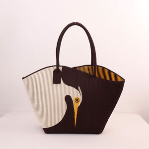 Vendita calda su misura di alta qualità in poliestere riciclato Tote Bag da <span class=keywords><strong>donna</strong></span> a spalla di grande capacità da <span class=keywords><strong>donna</strong></span> Shopping Tote Bag - Product Image 6