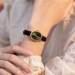 Reloj ovalado elegante de oro rosa para mujer, correa de cuero marrón, esfera con efecto rayos de sol, reloj de pulsera de cuarzo - Product Image 4