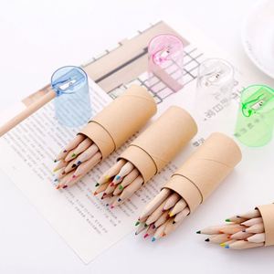 Lot promotionnel de 12 crayons de couleur en bois dans une boîte en papier kraft recyclé pour l'école, la maison ou les voyages – Idéal comme cadeau - Product Image 3