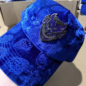 Gorra <span class=keywords><strong>de</strong></span> Graffiti Personalizada <span class=keywords><strong>de</strong></span> 5 Paneles con Forro <span class=keywords><strong>de</strong></span> Satén |   Gorra <span class=keywords><strong>de</strong></span> Béisbol <span class=keywords><strong>de</strong></span> Gamuza con Logotipo <span class=keywords><strong>de</strong></span> Demonio para Mascotas y Personas, Estilo Barbas - Product Image 1