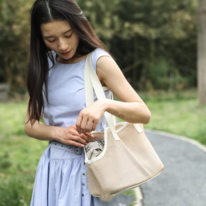 Durable En Plein Air Pet <span class=keywords><strong>Voyage</strong></span> Sac Portable Fermeture À Glissière Chat Transporteurs Respirant Sac À Dos Chaud D'été <span class=keywords><strong>Voyage</strong></span> Compagnon Solide - Product Image 4