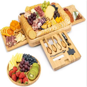 Planche à fromage en bambou, grande, carrée, style rustique, pour servir fromages et charcuteries, durable, lavage à la main uniquement - Product Image 4