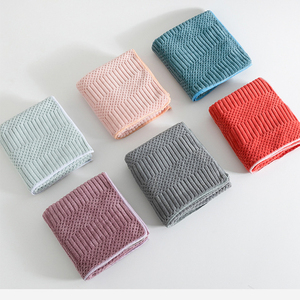 Toalla de Microfibra de Coral con Lazo para Colgar, Altamente Absorbente, de Secado Rápido, Ecológica, Lavable a Máquina, Súper Suave, para Baño y Gimnasio - Product Image 5