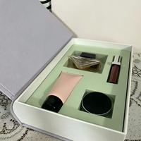 Coffret Maquillage Luxe 50ml : Parfum, Teinte à Lèvres, Crème Corporelle et Palette Ombres pour le Quotidien et les Rendez-vous