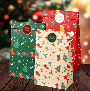 Sacchetti Regalo in Carta Kraft Natalizi con Stampa Invernale di Alberi, Neve, Cervi e Pigne, Borse con Cordoncino per Confezioni Regalo Festive - Product Image 3