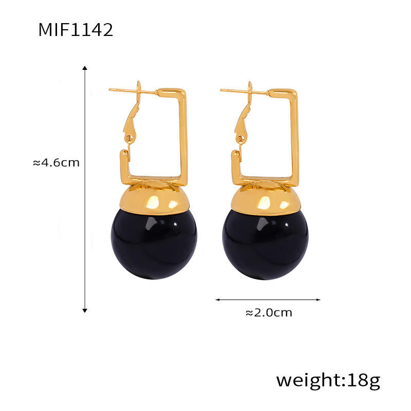 black color bead gold earrings