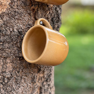 Mug à café en céramique artisanale de qualité supérieure, couleur jaune moutarde, avec poignée, design contemporain, prêt pour la vente en gros - Product Image 1